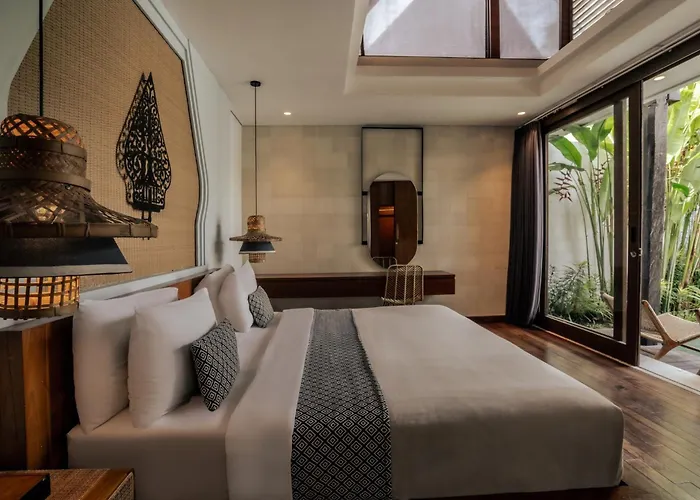 Sanora By Ini Vie Hospitality * サヌール