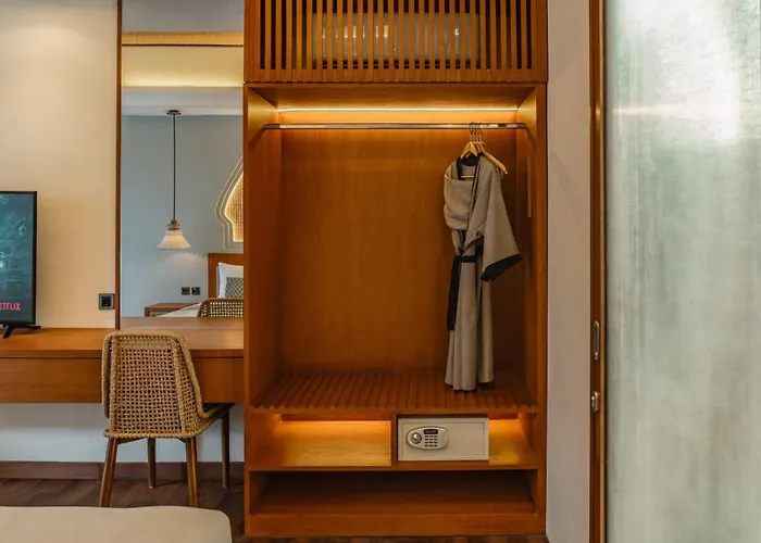 Sanora By Ini Vie Hospitality サヌール