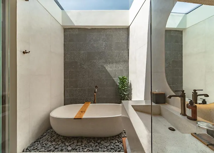 Sanora By Ini Vie Hospitality ヴィラ *